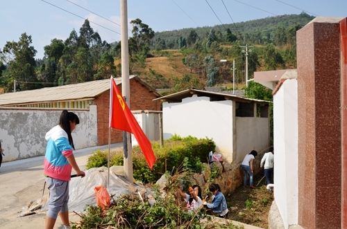 苴力清洁水源推进“美丽乡村”建设